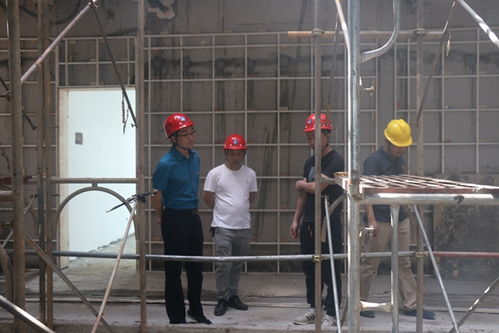 湖南建工集團裝飾工程公司黨委書記、董事長康思源深入在長項目一線檢查安全生產工作